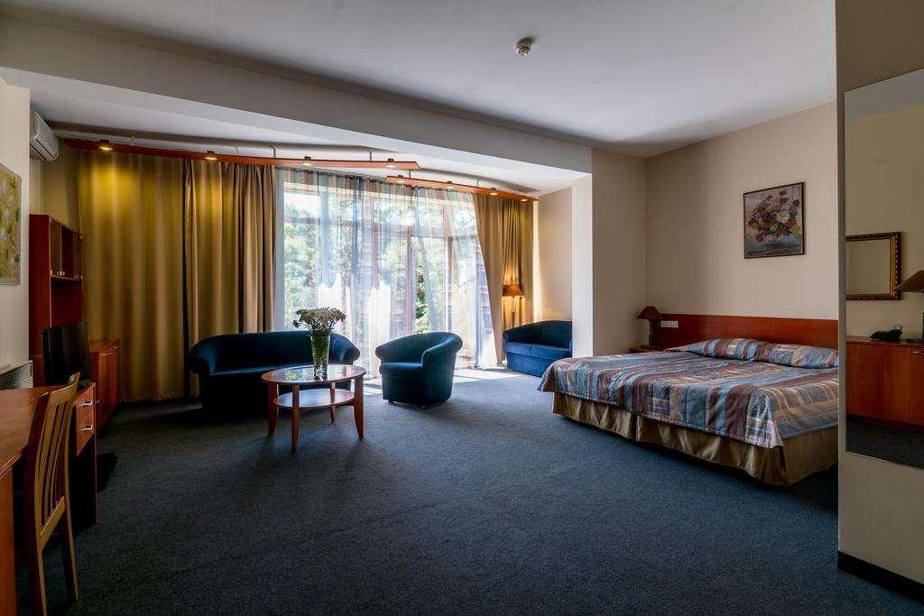 Perkuno Namai Park Hotel Kaunas Zimmer foto